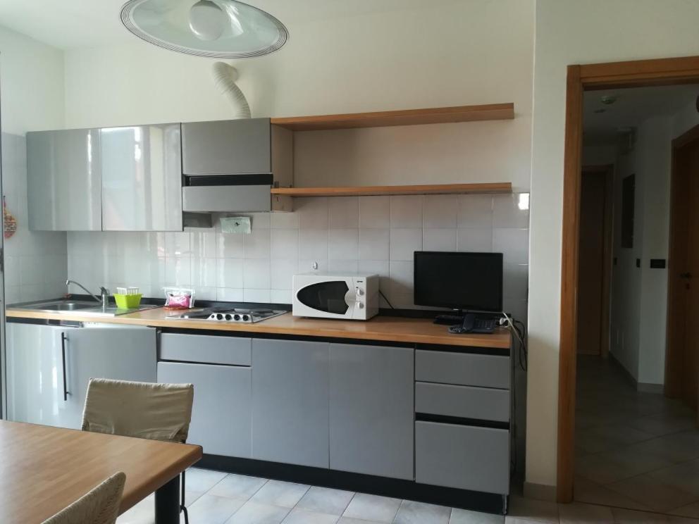 Residence Villa Carmen Fronte Mare A 50 Mt П'єтра-Лігуре Екстер'єр фото