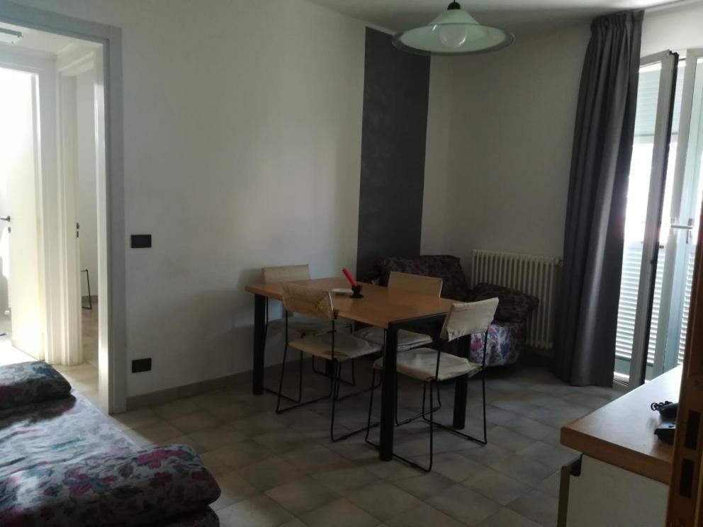 Residence Villa Carmen Fronte Mare A 50 Mt П'єтра-Лігуре Екстер'єр фото